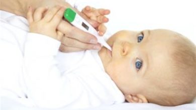التعامل مع الطفل بعد التطعيم