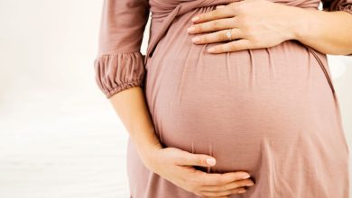 تفسير حلم ولادة المرأة غير الحامل في المنام لابن سيرين