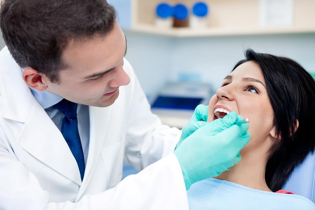 افضل عيادة اسنان في دبي الاختصاصات والعناوين