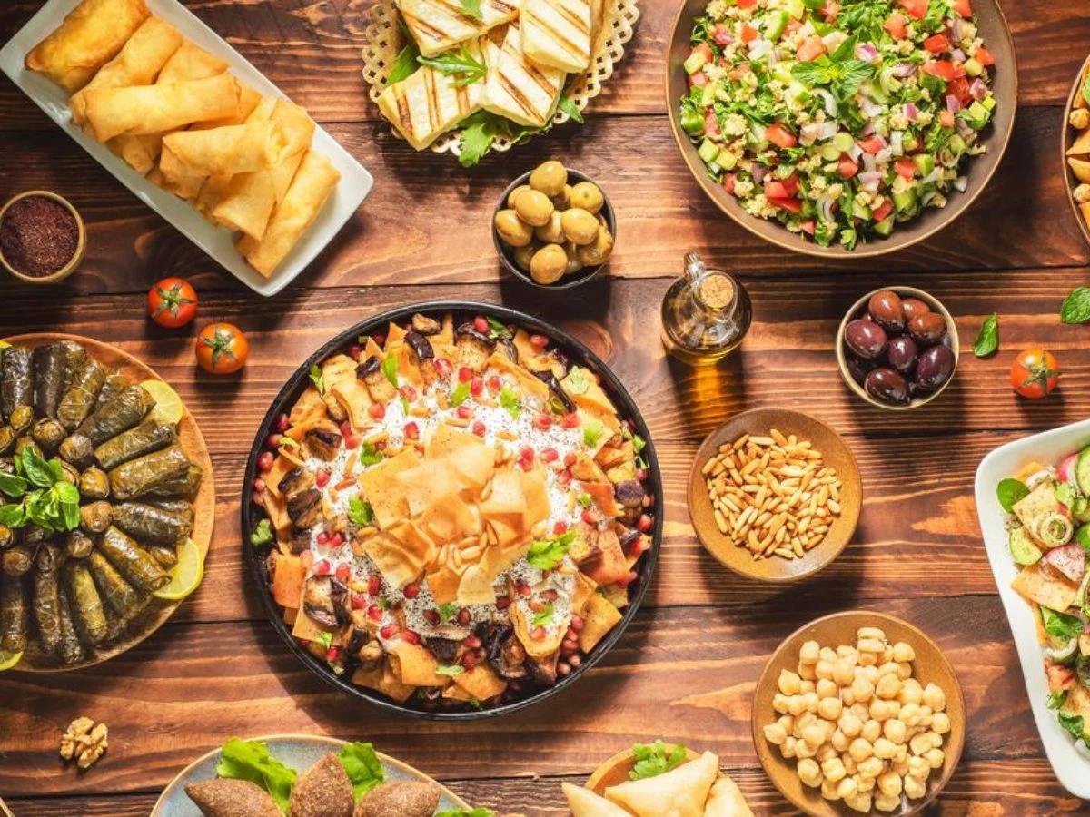 قائمة أكلات لشهر رمضان 2023 سهلة ولذيذة