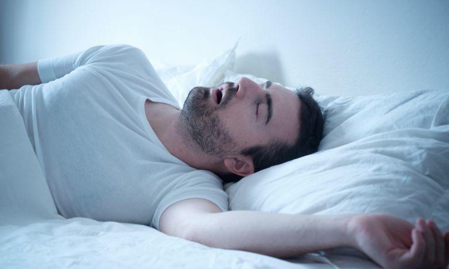 انقطاع النفس أثناء النوم - الأسباب والعلاج