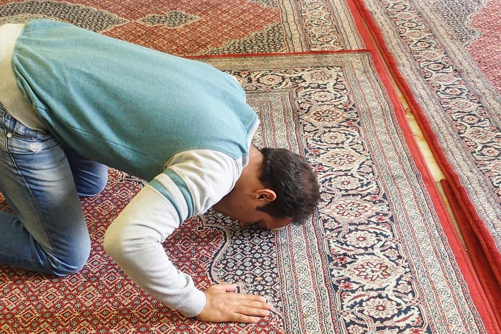 تفسير حلم الصلاة في المسجد في الصف الأول لابن سيرين